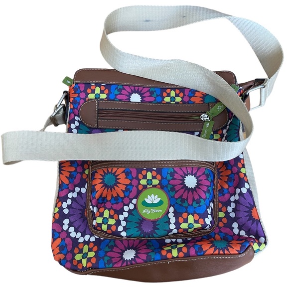 Lily Bloom Crossbody Bag - Picture 7 of 7